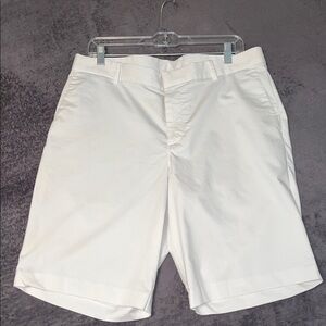 NIKE GOLF Men's White Modern shorts - Size 34